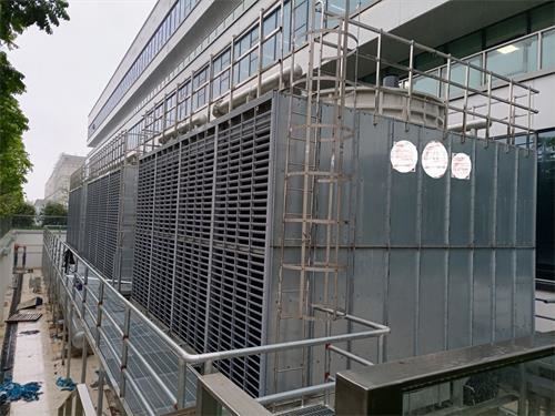 閉式冷卻塔噪音如何治理更好呢？,閉式冷卻塔內(nèi)部結(jié)構(gòu)