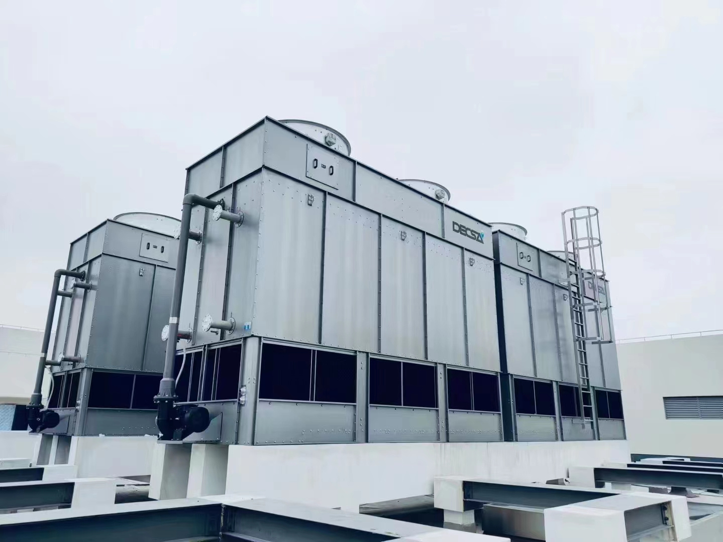中央空調(diào)降噪治理方案,中央空調(diào)冷卻塔降噪